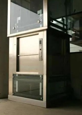雜物電梯