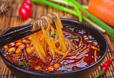西單曉富酸辣粉加盟多少錢—酸辣粉加盟費多少？