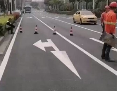 ϾʩϾ·ϾͨϾۄʩ