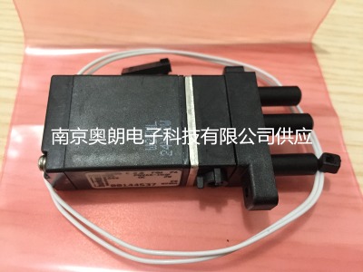 늴yc79451-a3494-b33