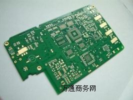四層內(nèi)外層2盎司PCB板