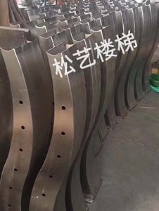 P䓹