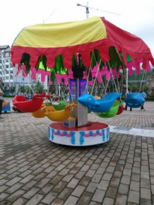 鄭州廠家直銷兒童旋轉(zhuǎn)飛魚